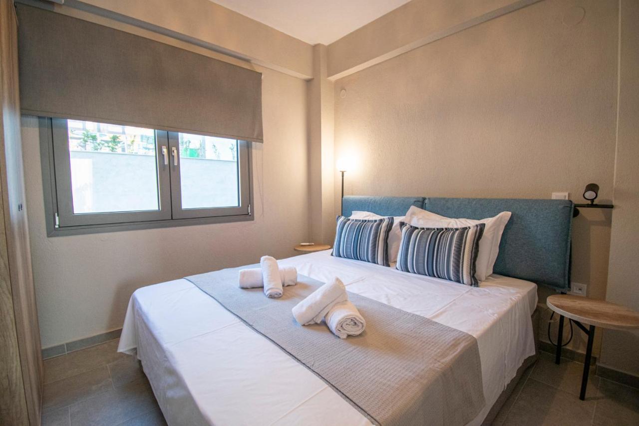 Heraclea Luxury Suites Nea Iraklia Bagian luar foto